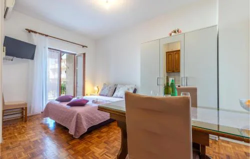 0-Bedroom Apartment In Stobrec