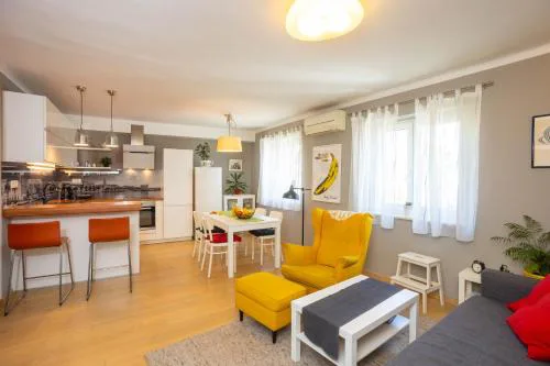 Apartment Aviani