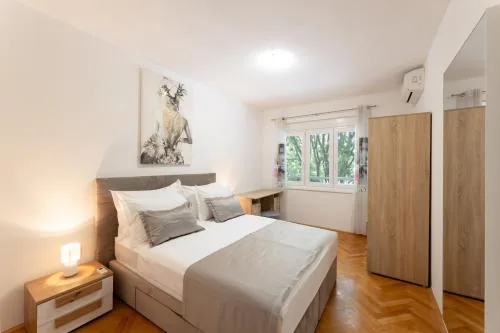 Apartment Central to Beach & Old town