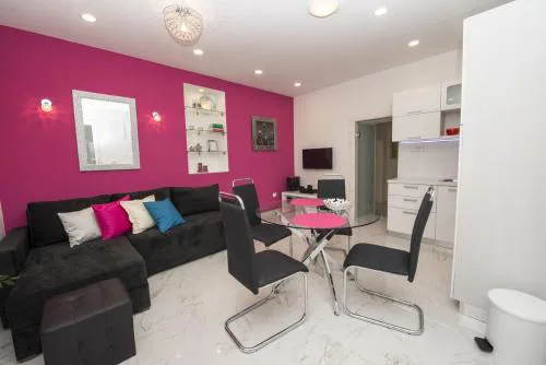 Apartment Dea II