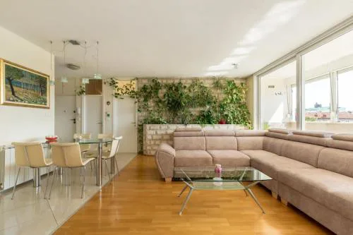 Apartment Maja