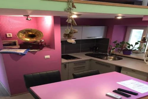 Apartments Elena ST - Duplex Studio Apartment Purple