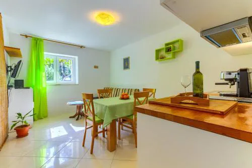 Apartments Filipovic, 3 min walk to the beach