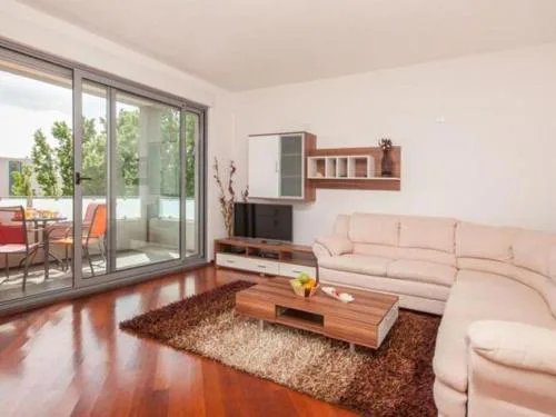 Apartments Nikolina ST - Comfort Two Bedroom Apartment A1
