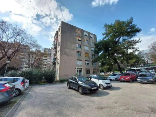 Apartments with a parking space Split - 22919
