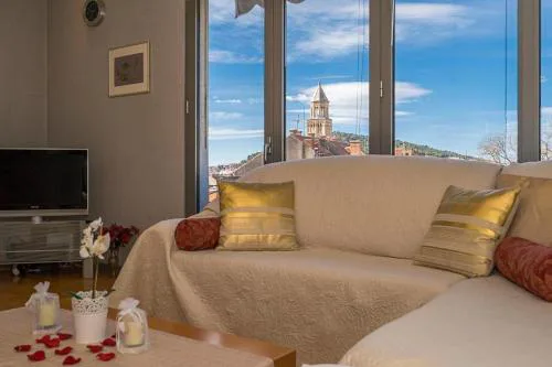 APP SEA View in OLD TOWN with Balcony