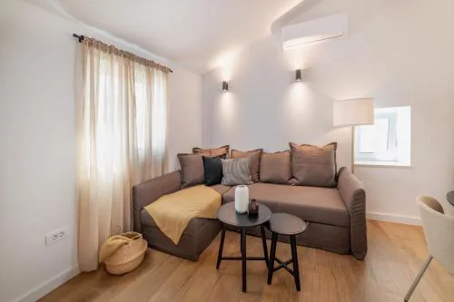 Arapova Apartment