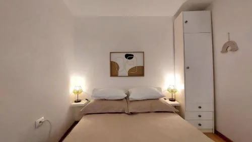 Assi Room