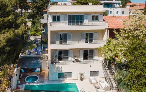 Nice Home In Split With Sauna