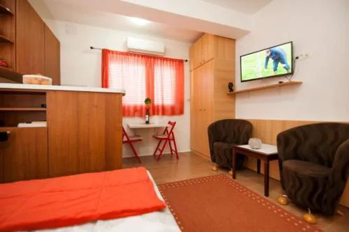 Centar 1 Private Room with Ensuite and Kitchenette