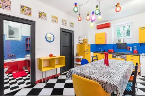 Charming funky apartment in city center of Split