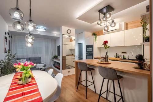 Ctrl Alt Retreat - 4 star apartment and parking