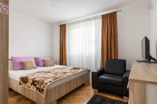 Deluxe Apartment Manuela With Balcony Top Center Split