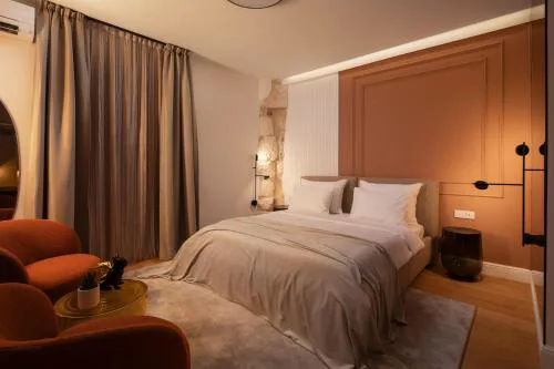 Golden Gate Deluxe Room - Unique UNESCO Location