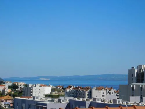 Great view comfortable apartment whit free parking