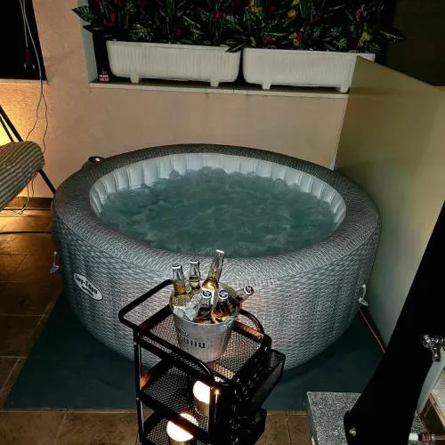 La Harmony Jacuzzi Apartments with Garden