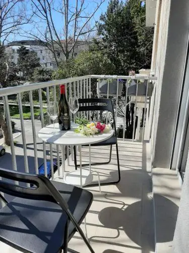L&S Superior Apartment with Balcony and Parking - excellent location within walking distance of Diocletian's Palace and Bacvice Beach