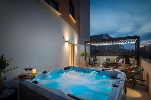 Luxury Apartment Silvery in Split center with jacuzzi, sauna and parking
