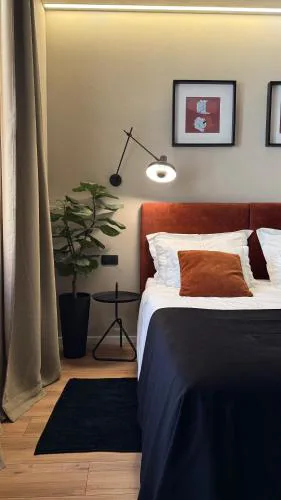 Monvi Luxury Suites near Bačvice beach and old town