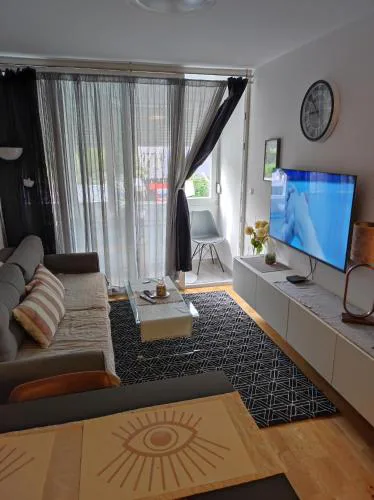 Nora Apartment