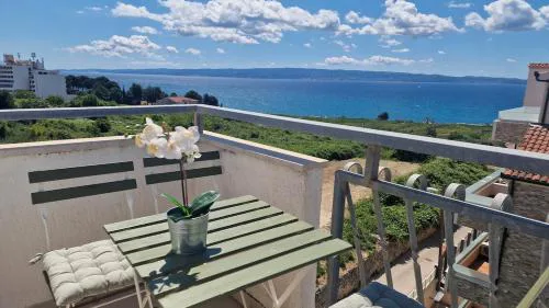 Rooftop sea view apartment