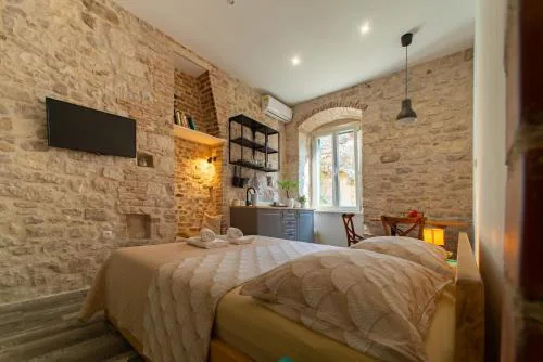 Rooms and Apartments Djanovic