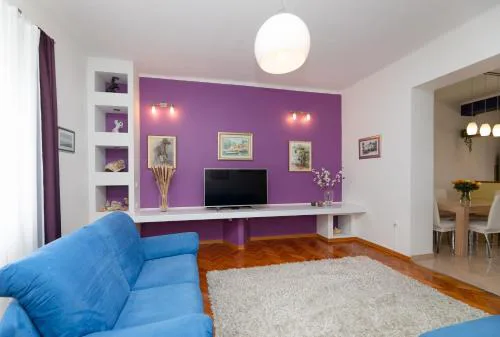 Spacious Apartment in the center-Aspalathos