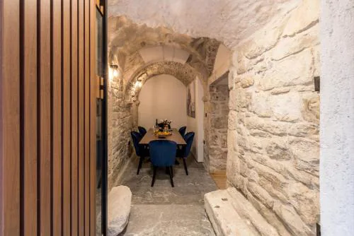 Stone villa NEPOT - in center - rooftop terrace