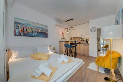 Studio Apartment Nika