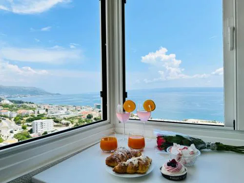 T-star, 2-bedroom apartment with magnificent beach view