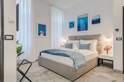 Tango Luxury Rooms