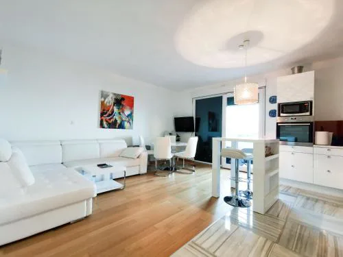 Veduta Luxury Apartments