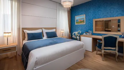 VIP Rooms