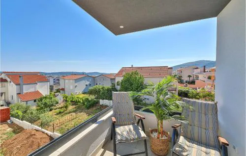 2 Bedroom Nice Apartment In Trogir