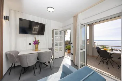 Apartment in Okrug Gornji with sea view, air conditioning, WiFi, washing machine 5049-1