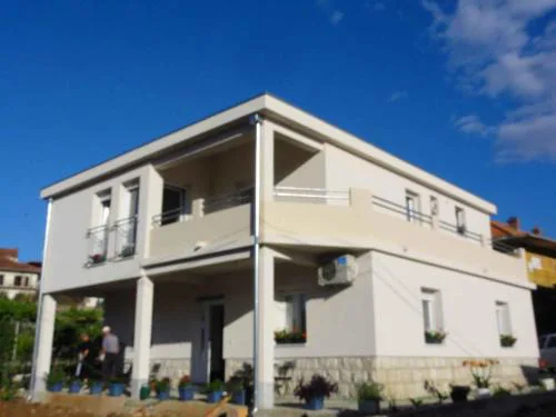 Apartment in Trogir 51811