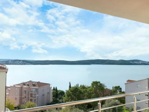 Apartment Sunce by Interhome
