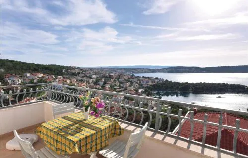 Apartment Trogir Spira Puovica Ii Ii