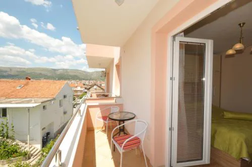 Apartments Belas