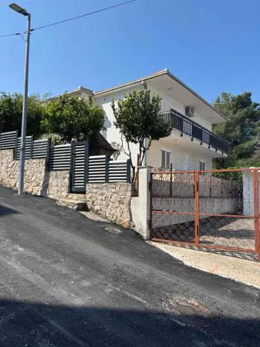 Apartments Bridic
