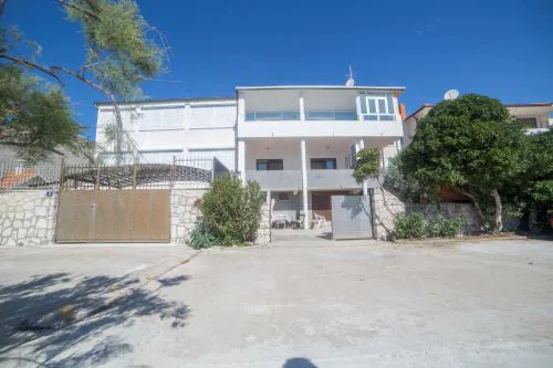 Apartments by the sea Businci, Ciovo - 23112