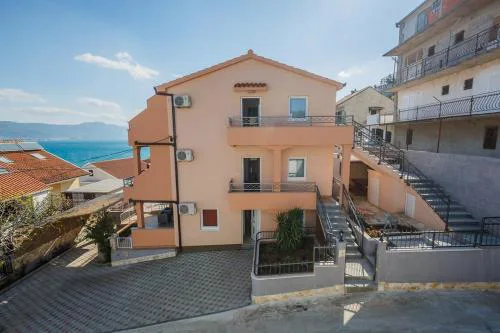 Apartments by the sea Mastrinka, Ciovo - 22976