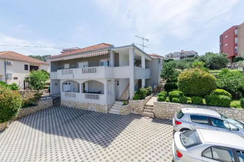 Apartments Marin