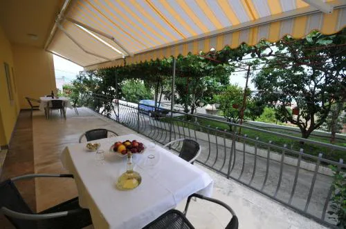 Apartments Marinko