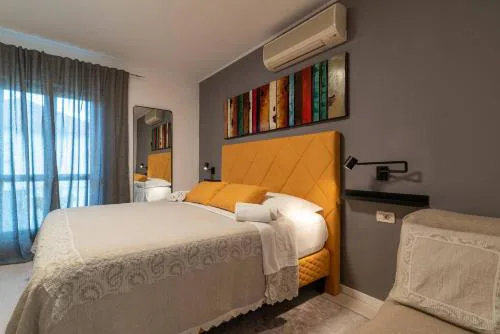 Room in Guest room - Classy double room with balcony