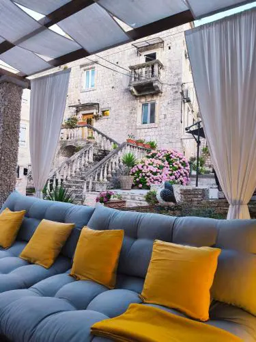 Guest House Exalto