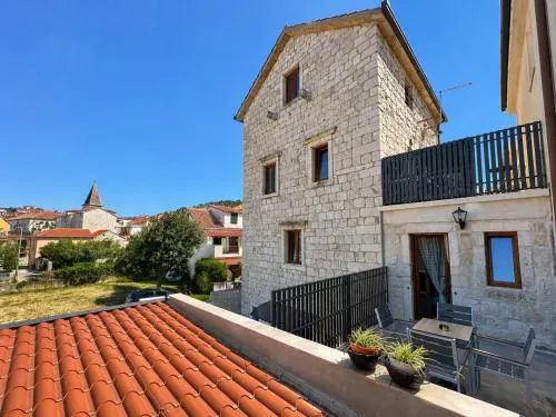 Rooms Malo more Trogir