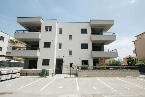 Spacious Luxury Trogir Apartments