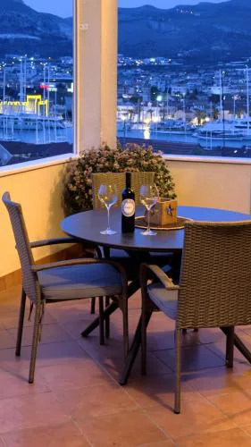 Trogir center exclusive seaview apartment for 4
