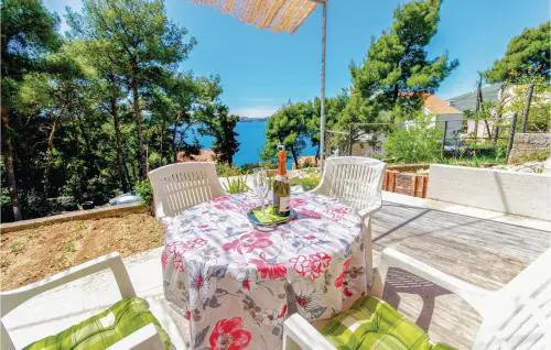 Two-Bedroom Apartment In Trogir